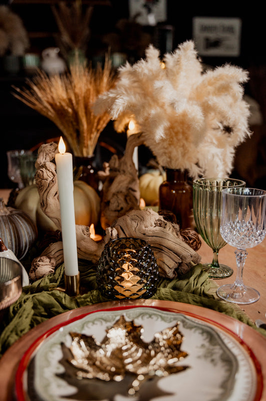 Table Setting for the Holidays. (10/30, 4pm)